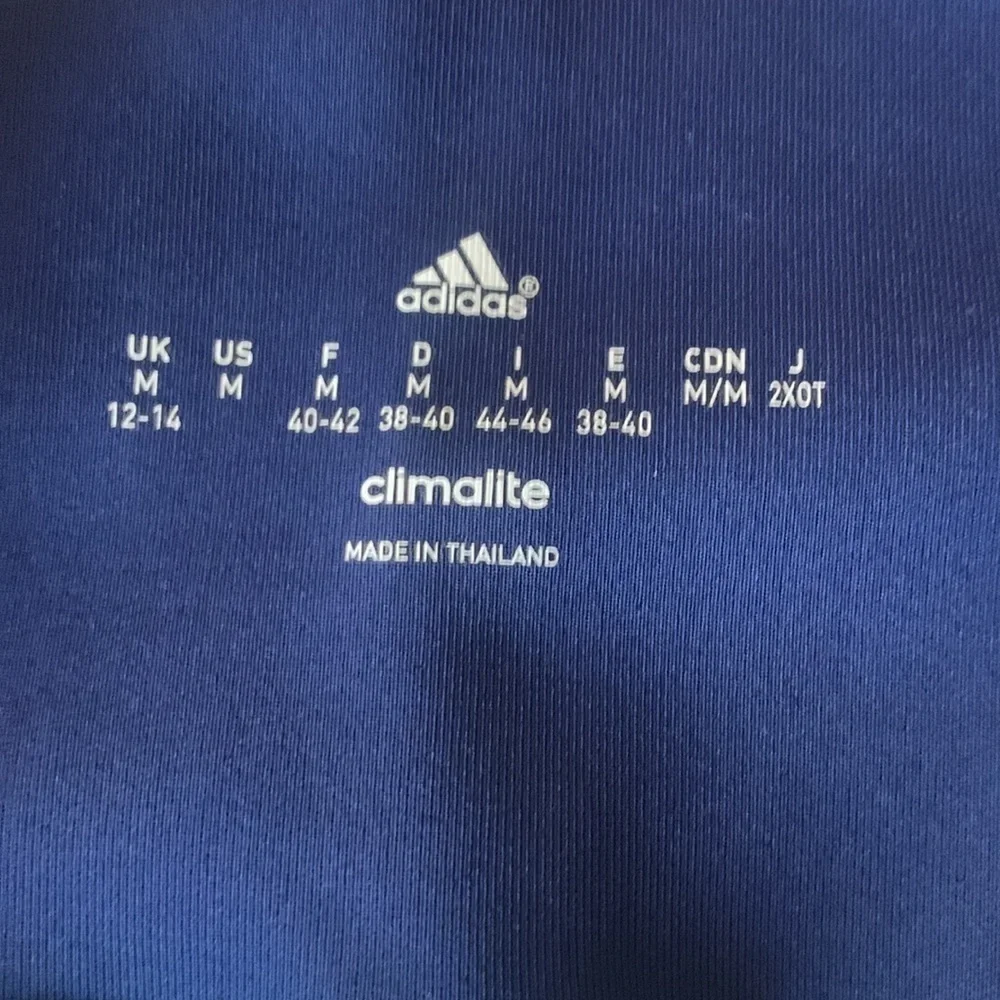 𝅺NWT Adidas workout capri pants - Picture 4 of 7